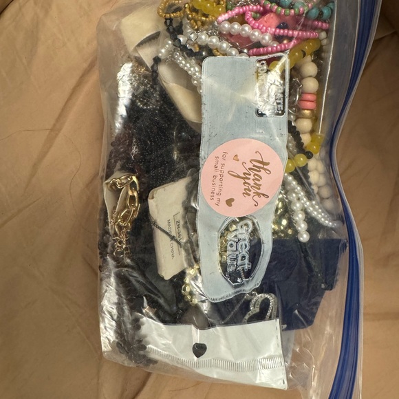 Assorted Jewelry Collection - Picture 3 of 3